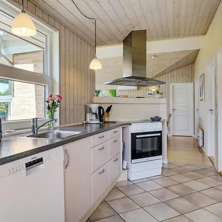 Casa de Férias Kajana - 400m From The Sea By Interhome Middelfart