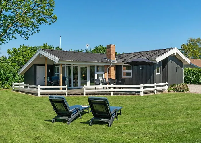 Kajana - 400m From The Sea By Interhome